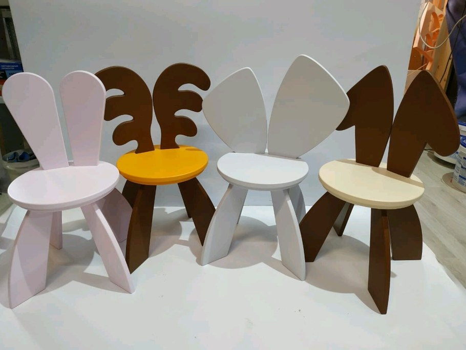 Детский стульчик с ушками