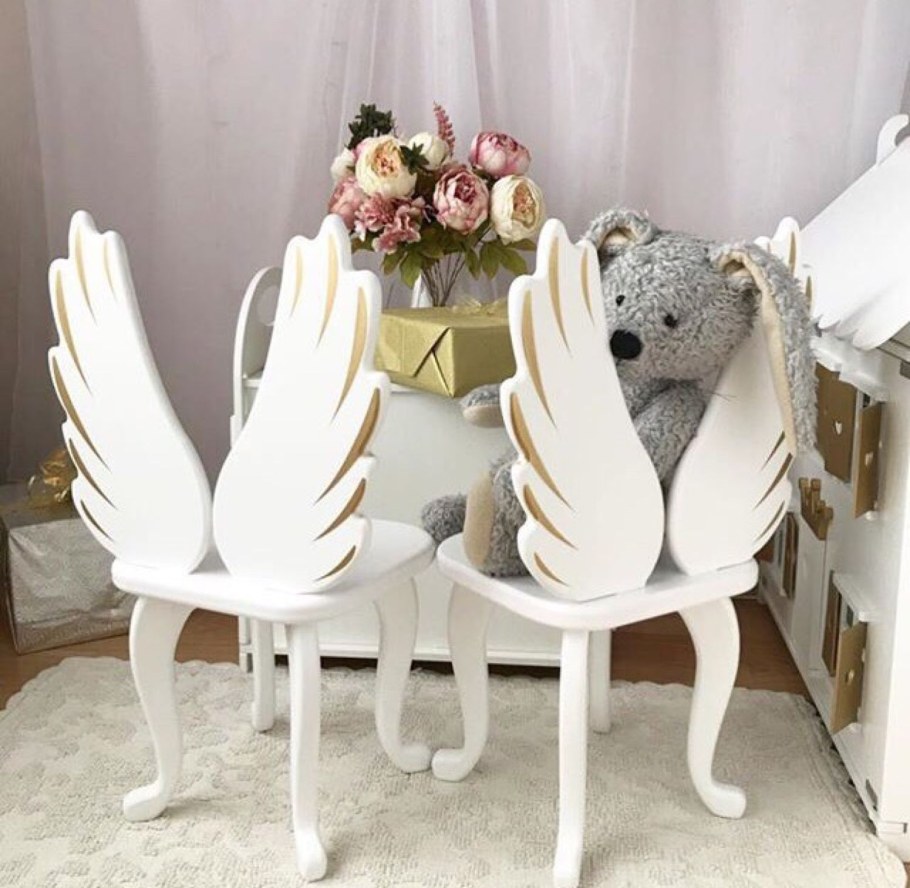 Стул детский с крыльями