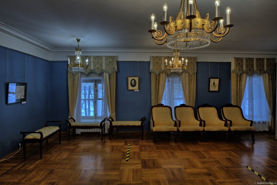 Дворец-усадьба н.а. Дурасова колоннады