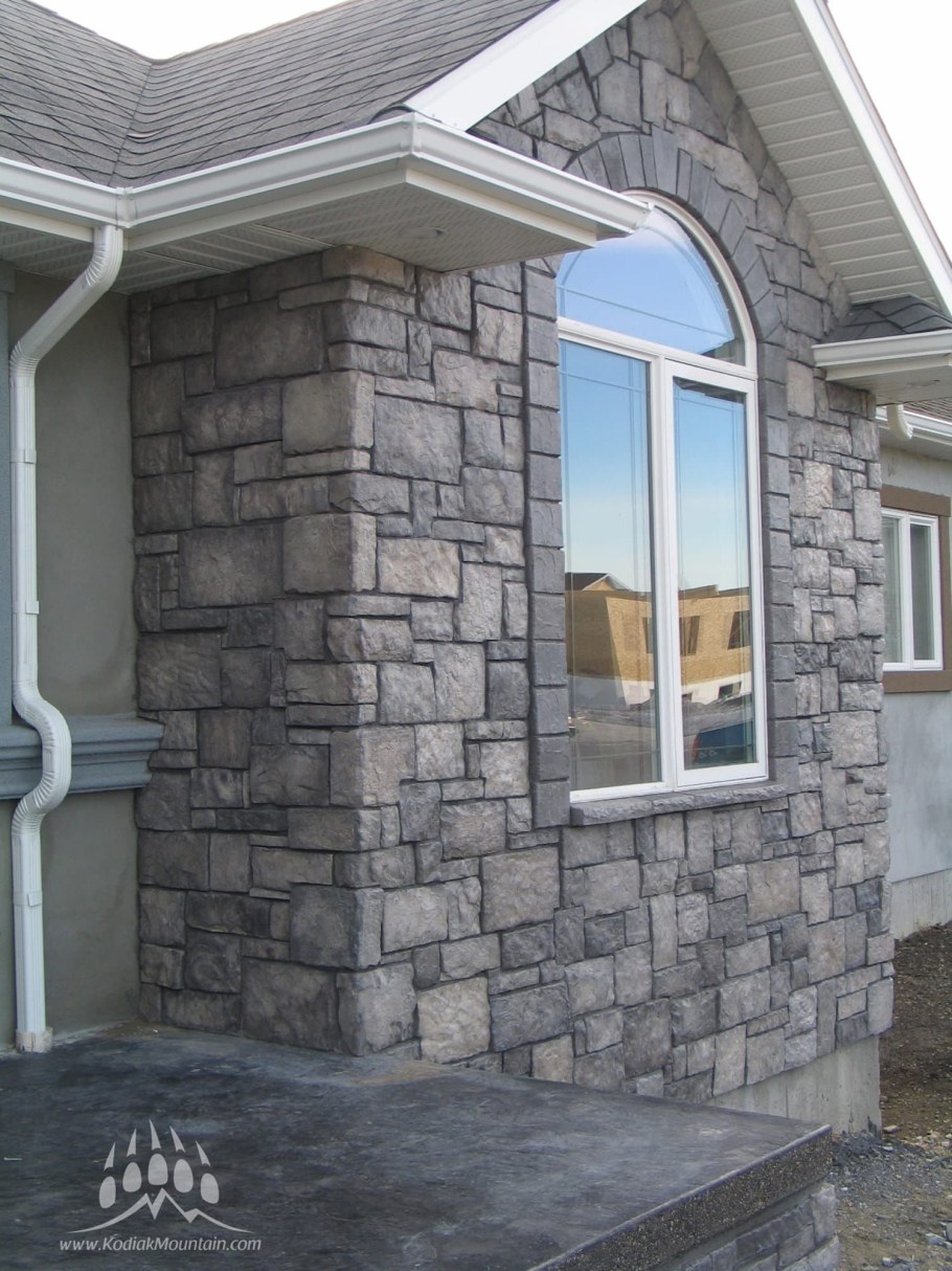 Фасад из печатного бетона