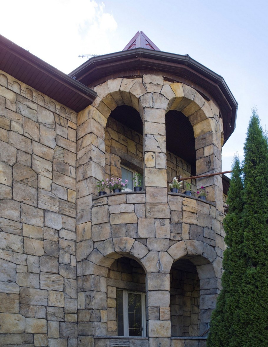 Фасады домов из арт бетона