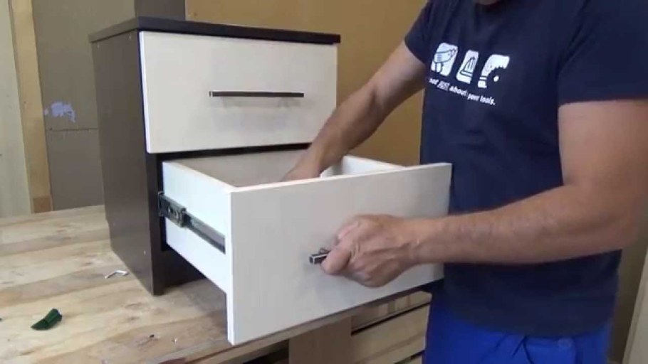 Сборка ящиков для комода