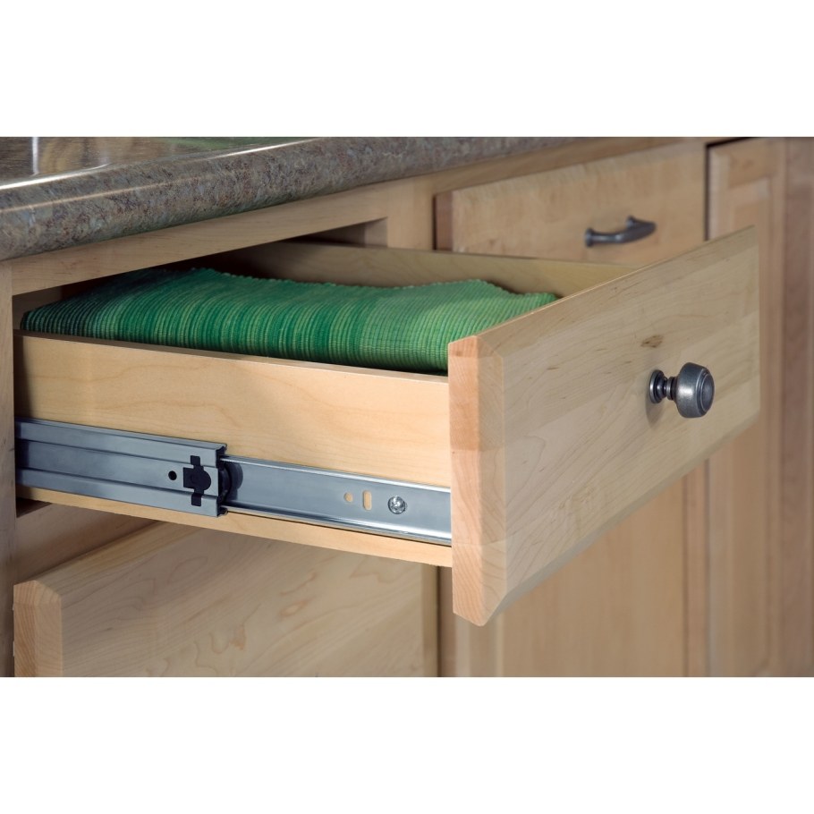 Направляющие для ящиков под кроватью