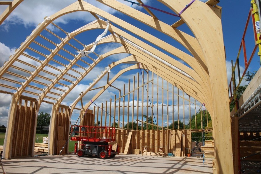 Трехшарнирные стрельчатые арки клееные