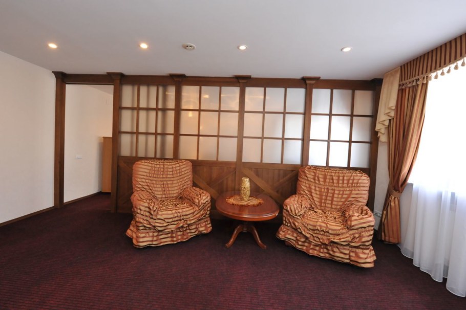 Гостиница Нефтяник Оха