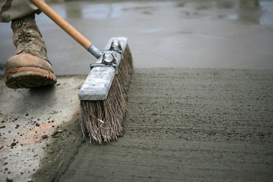 Щетка для текстурирования бетона