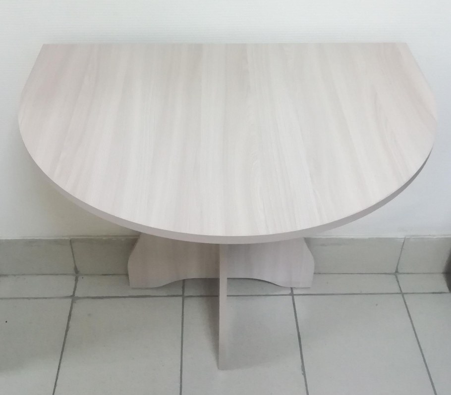 Стол обеденный компакт-м