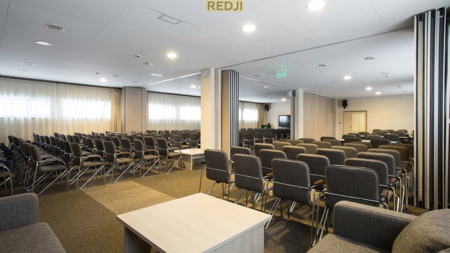 Охта парк конференц зал