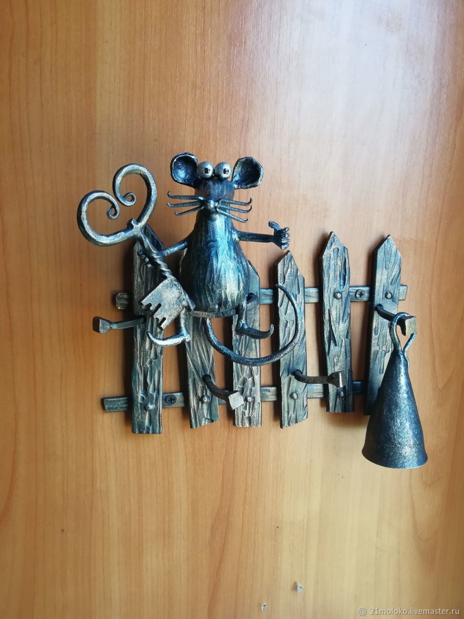 Кованая ключница