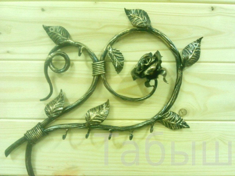 Ключница роза кованная