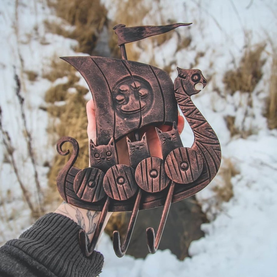 Ключница дракар