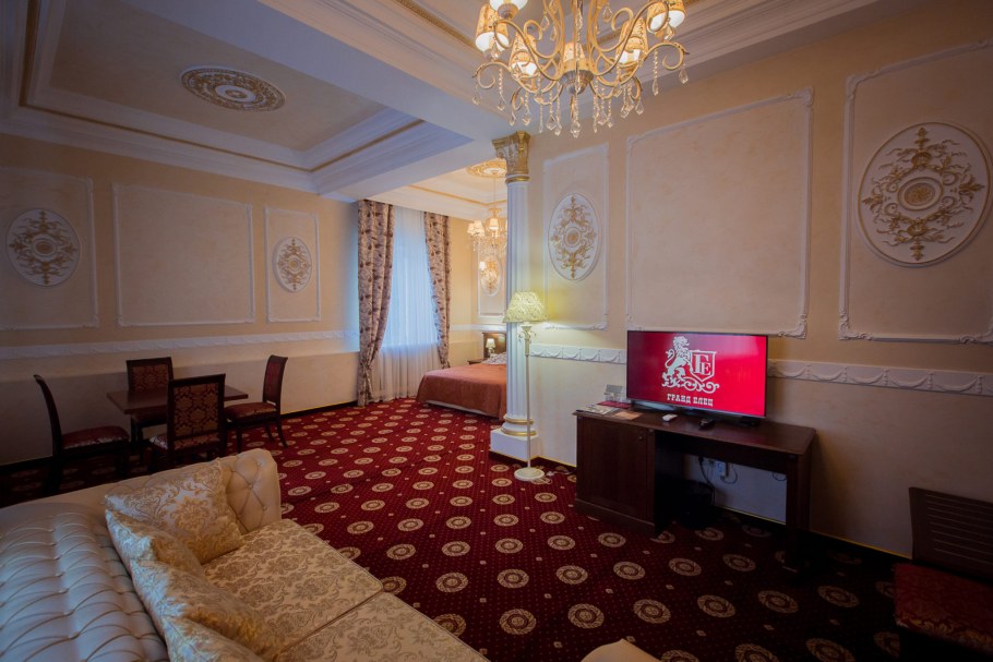 Гранд Елец гостиница