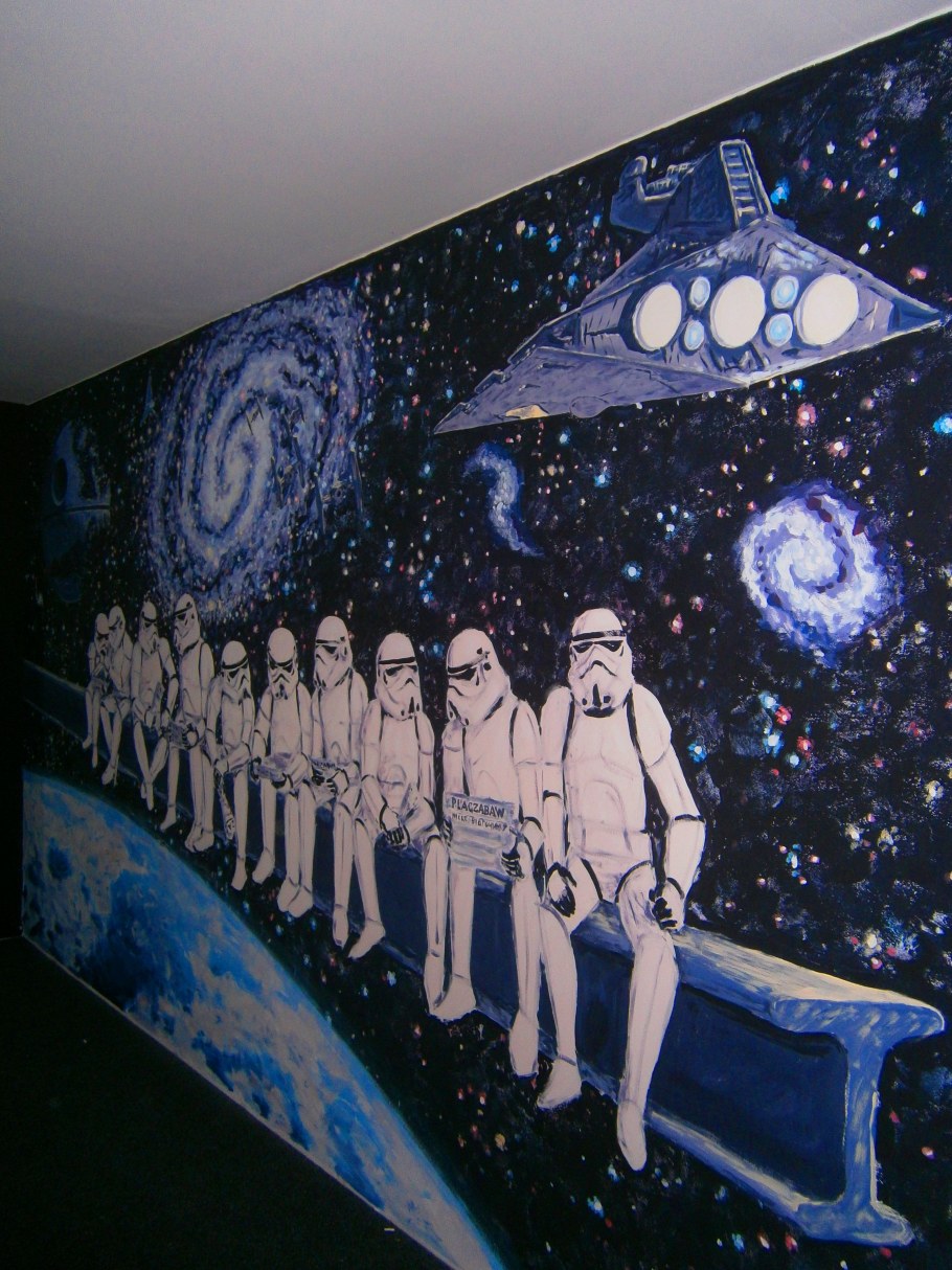 Роспись стен космос