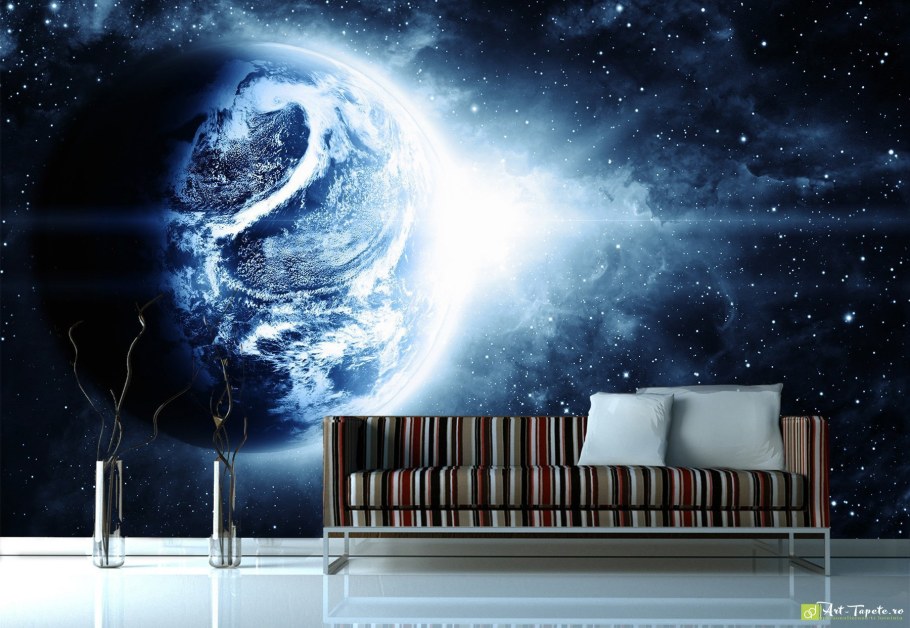 Вселенная на стене