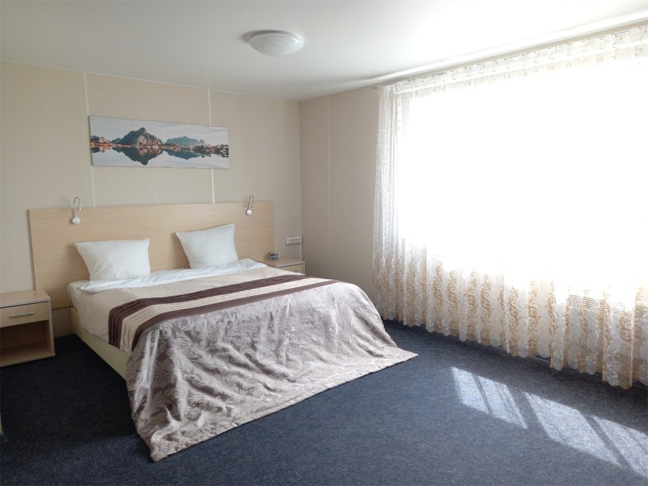 Гостиница Коммодор Трамп