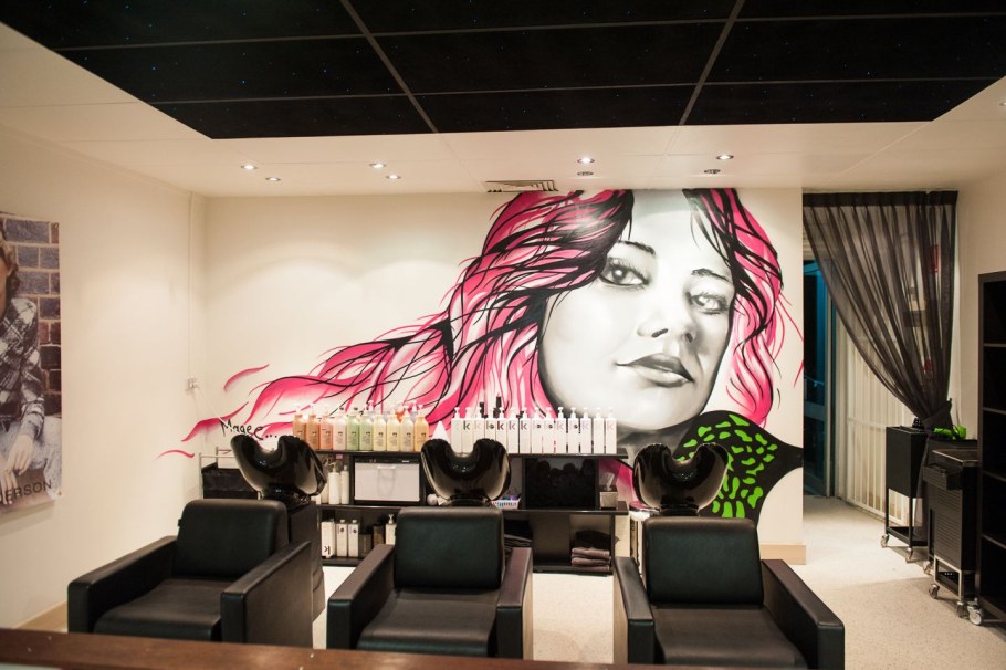 Роспись стен в парикмахерской