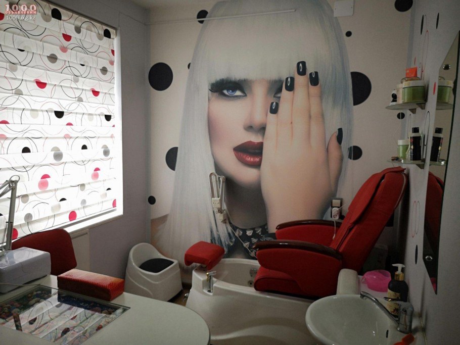 Постеры для ногтевой студии