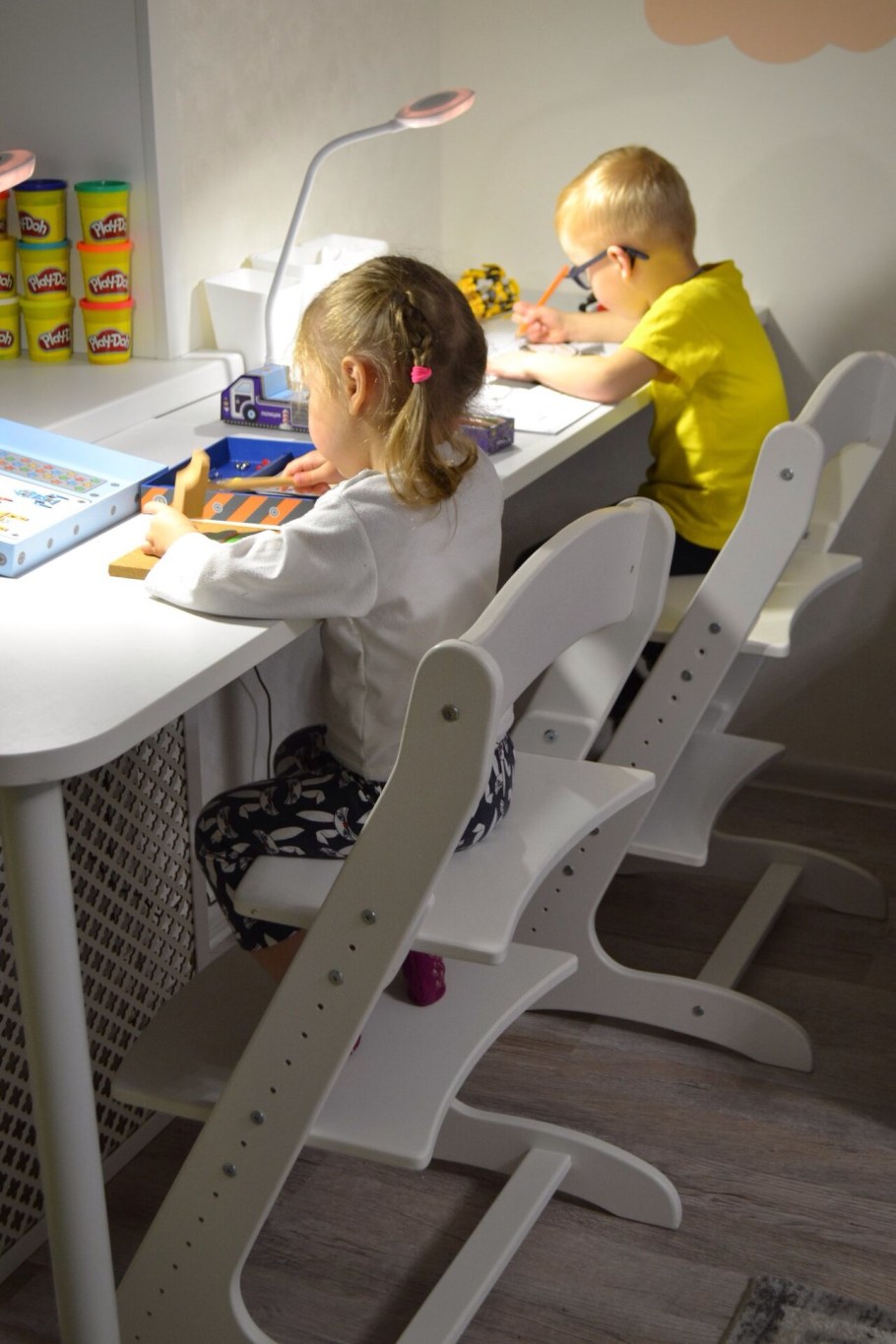 Стул растущий вместе с ребенком