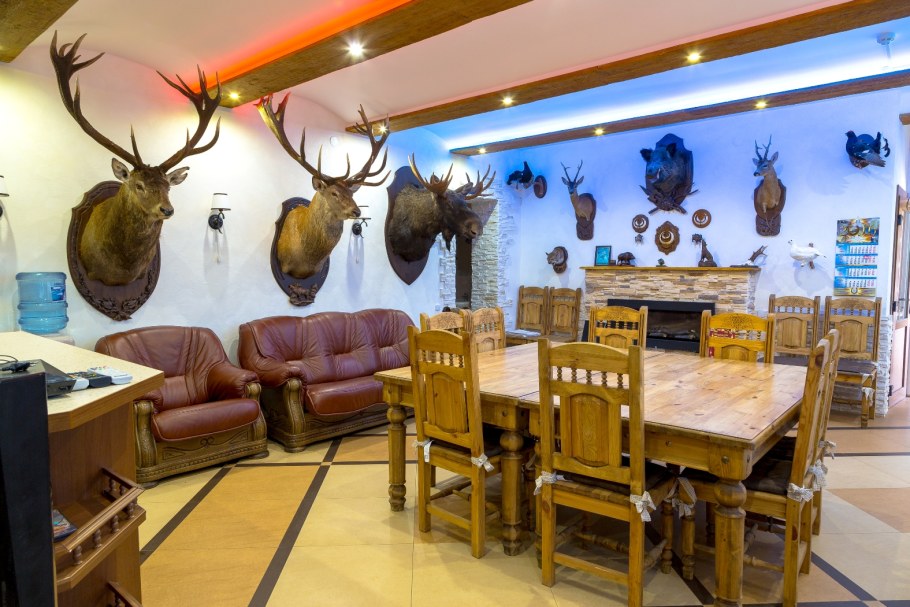 Усадьба белый Лось