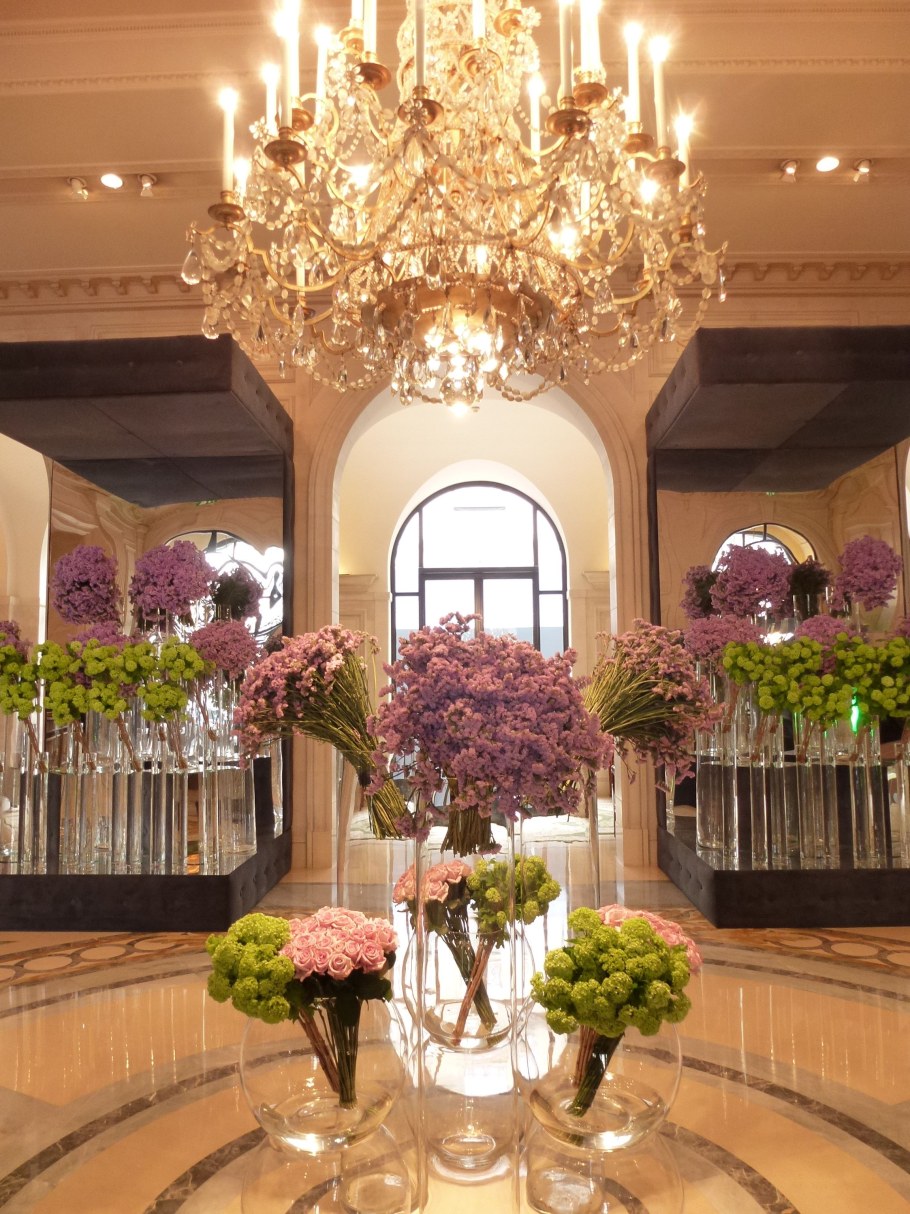 Отель Георг 5 в Париже