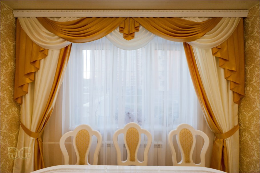 Шторы с ламбрекеном Офелия