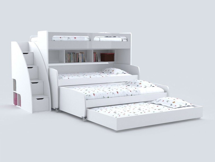 Тройная кровать