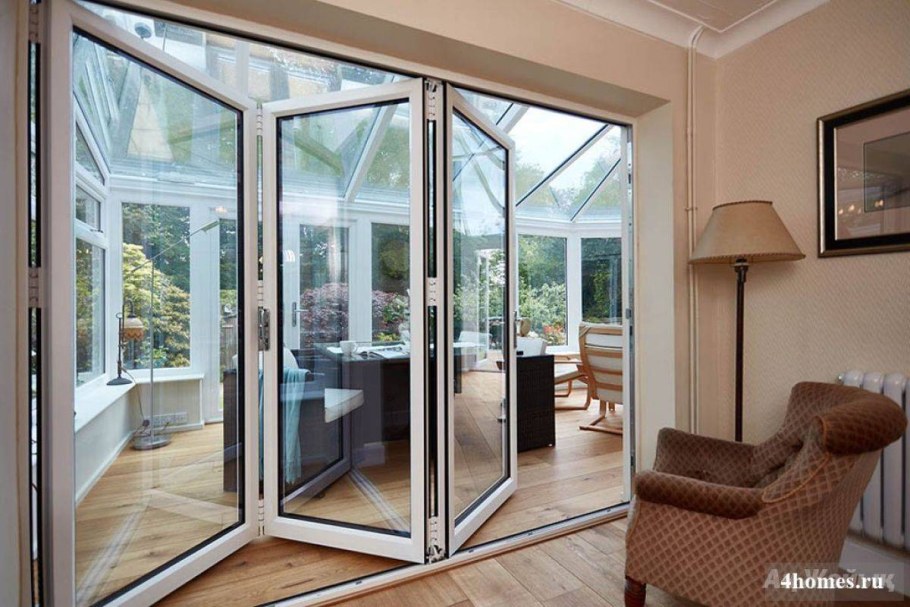 Портальные двери Рехау