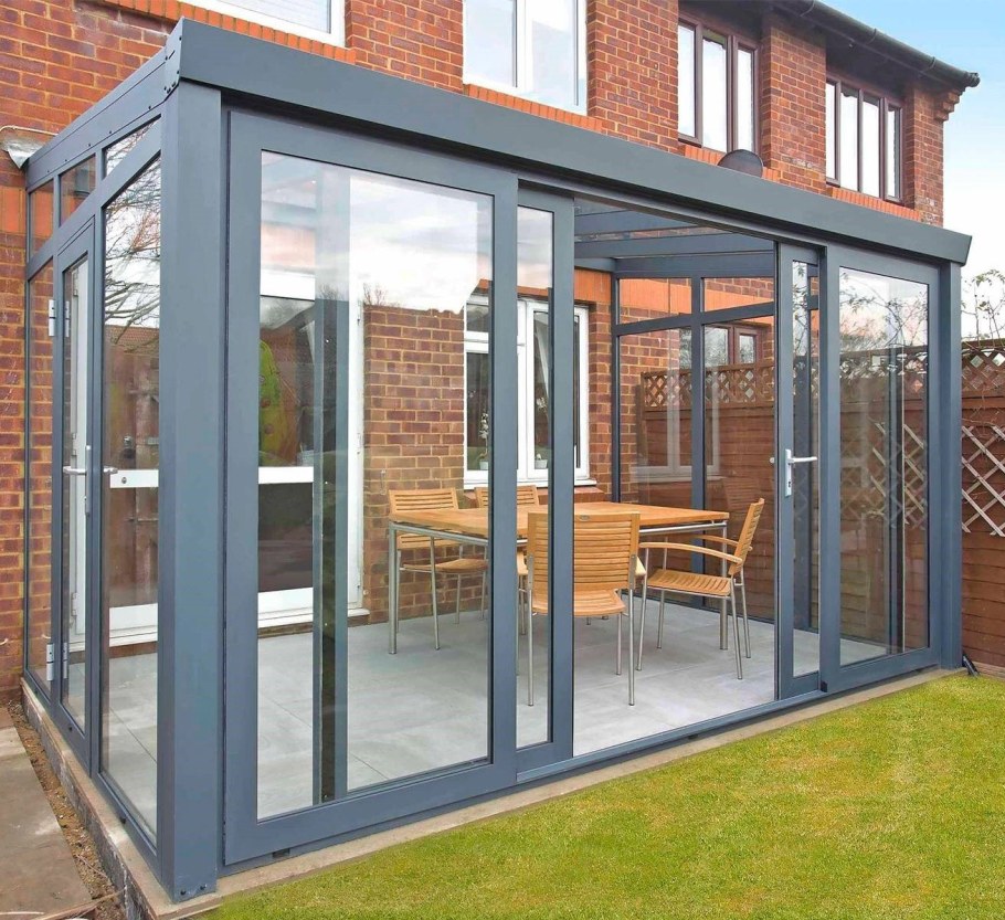 Остекление патио раздвижные