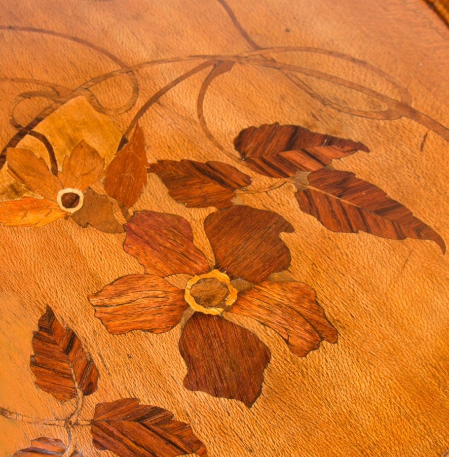 Николай Асабов Маркетри