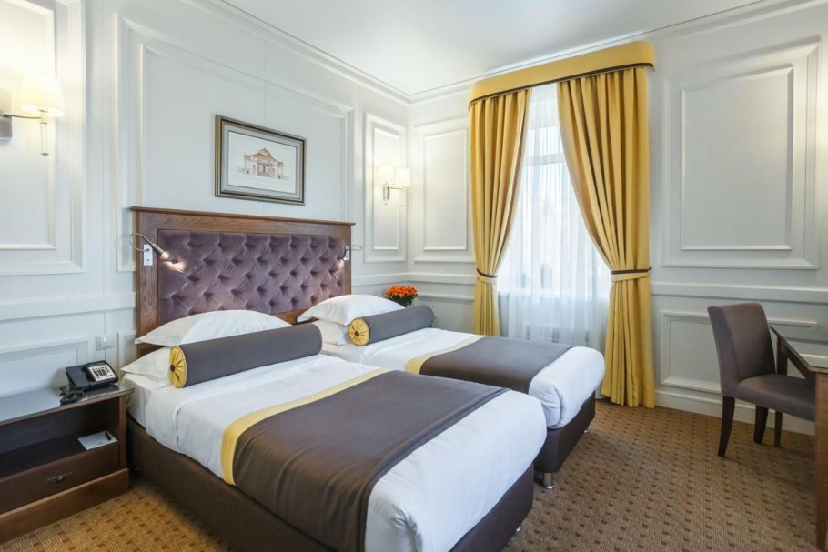 Гостиница "сопка" (б.Престиж Гранд отель)