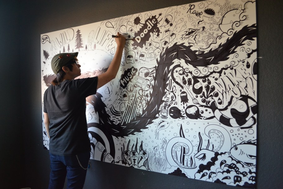 Роспись стен маркером