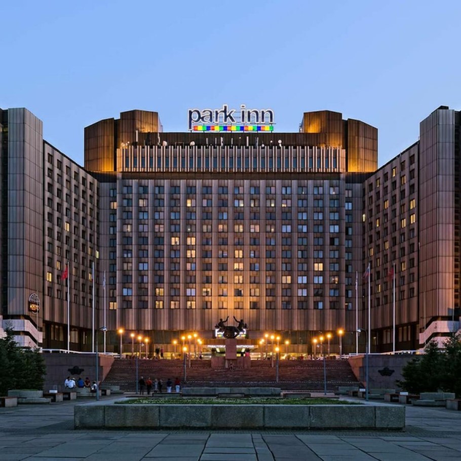 Парк ин Санкт-Петербурге Прибалтийская