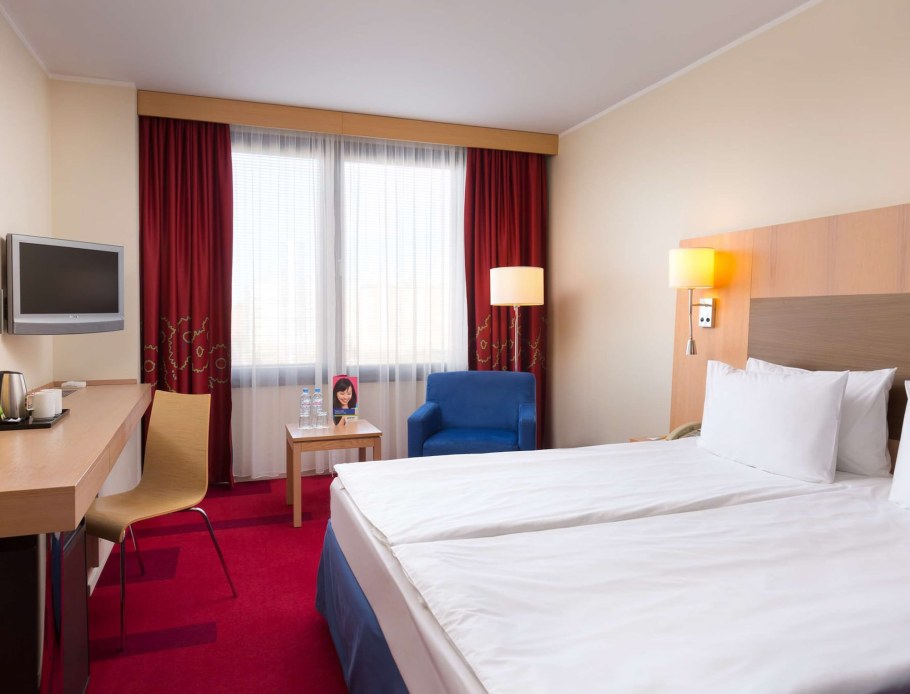 Парк ин Санкт-Петербурге гостиница Прибалтийская