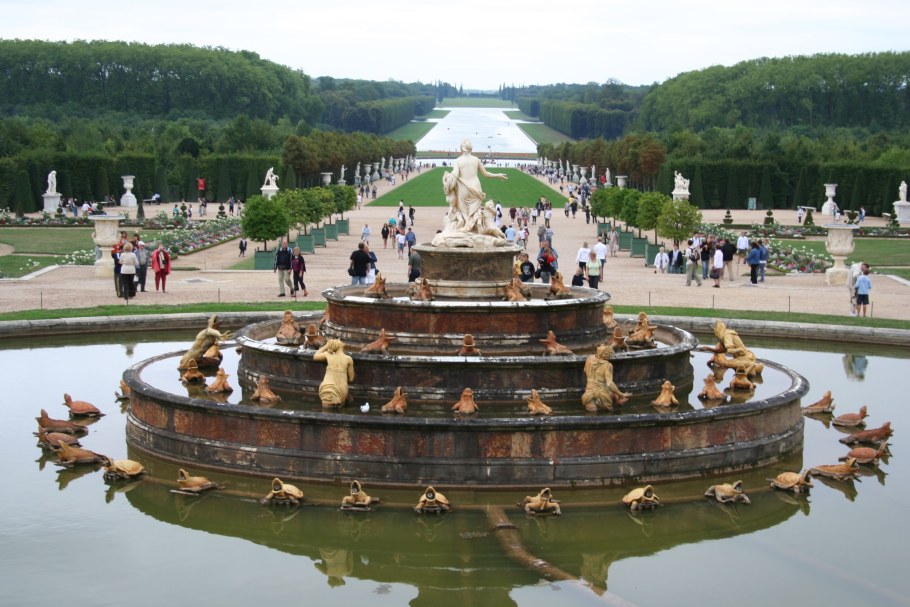 Версальский дворец пруд