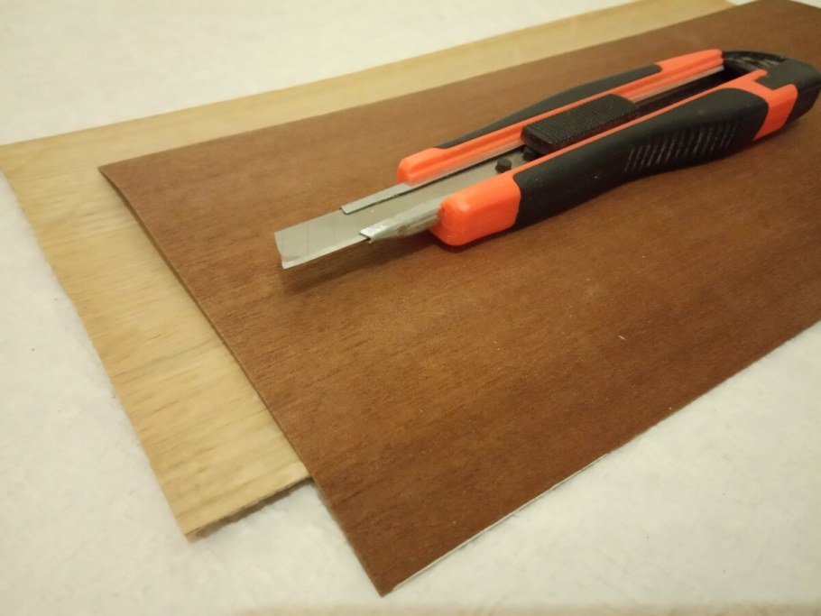 Приспособление для нарезки шпона