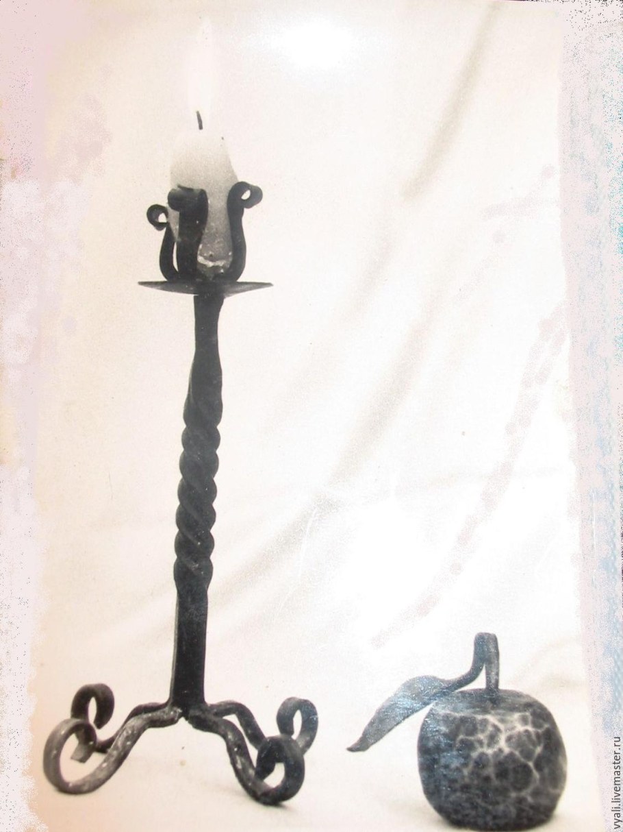 Кованые подсвечники напольные