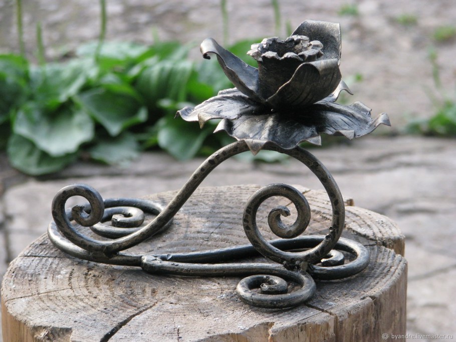 Кованые подсвечники