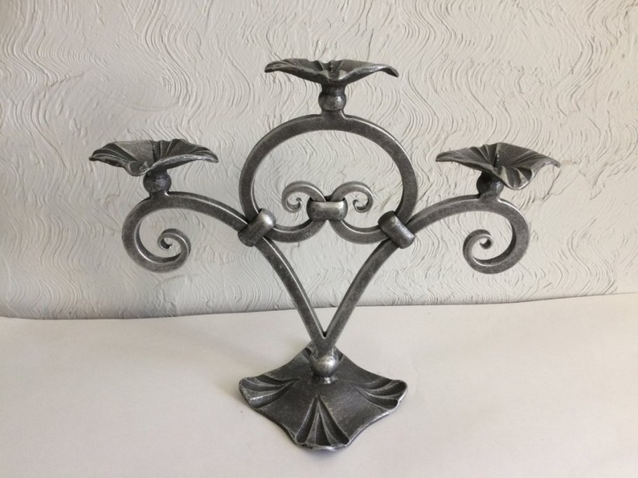Художественная ковка подсвечники