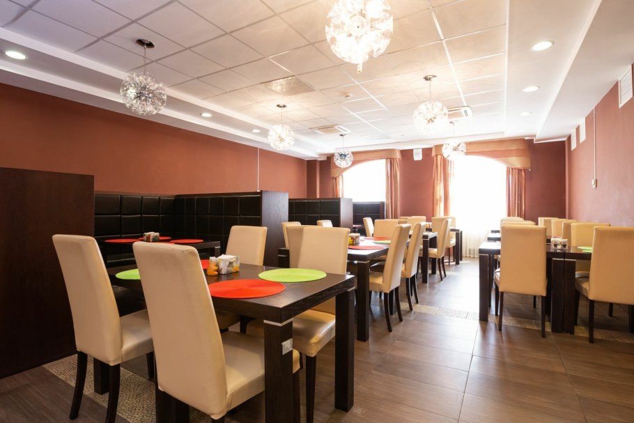 Резидент отель Дубна кафе