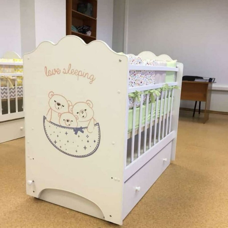 Кровать детская Лове слипинг маятник Яик