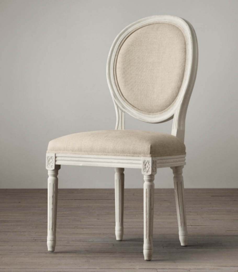 Стул с овальной спинкой