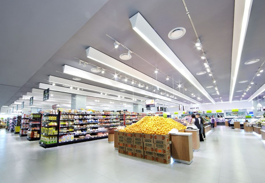 Торговый зал супермаркета