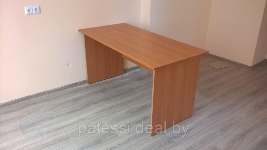 Стол письменный 1400*680*750