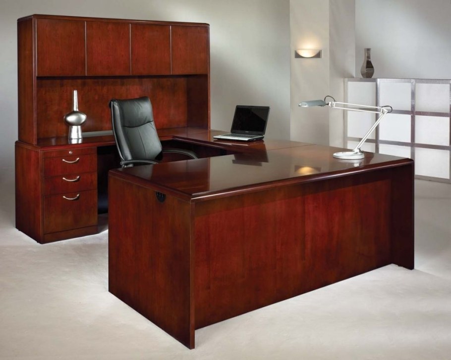 Лакированная офисная мебель вишня