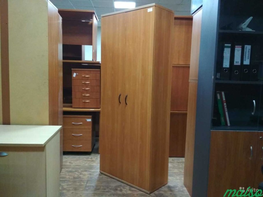 Офисная мебель Иркутск цвет вишня Оксфорд шкаф