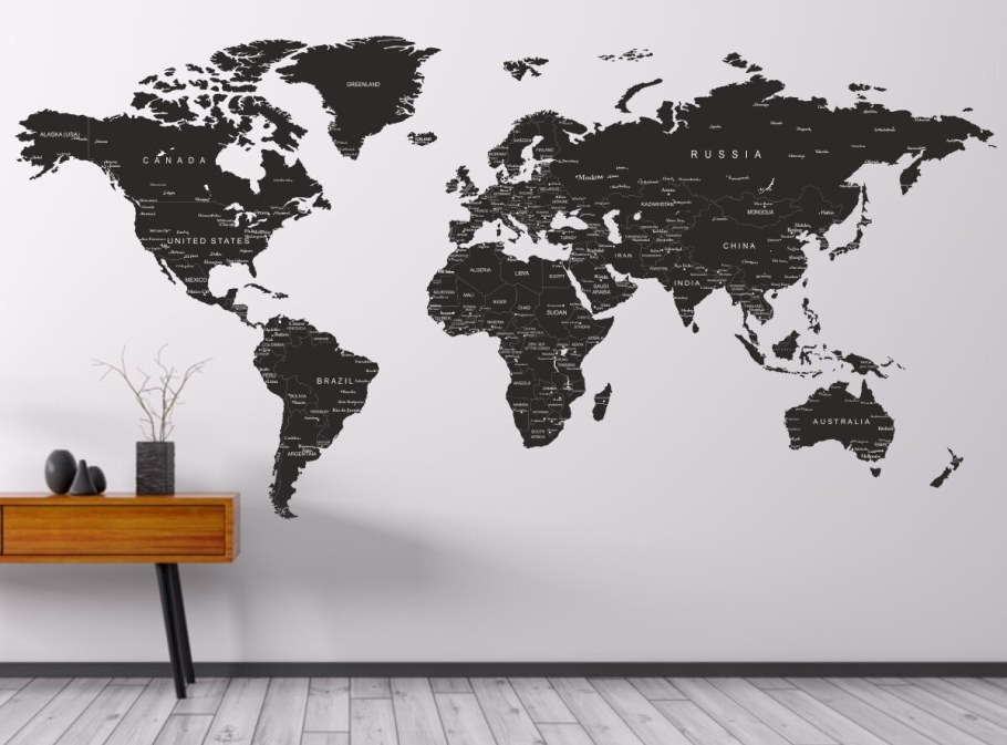 Стилизованная карта мира на стену