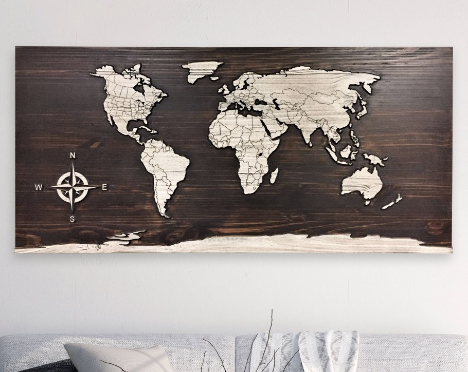 Деревянный атлас на стену
