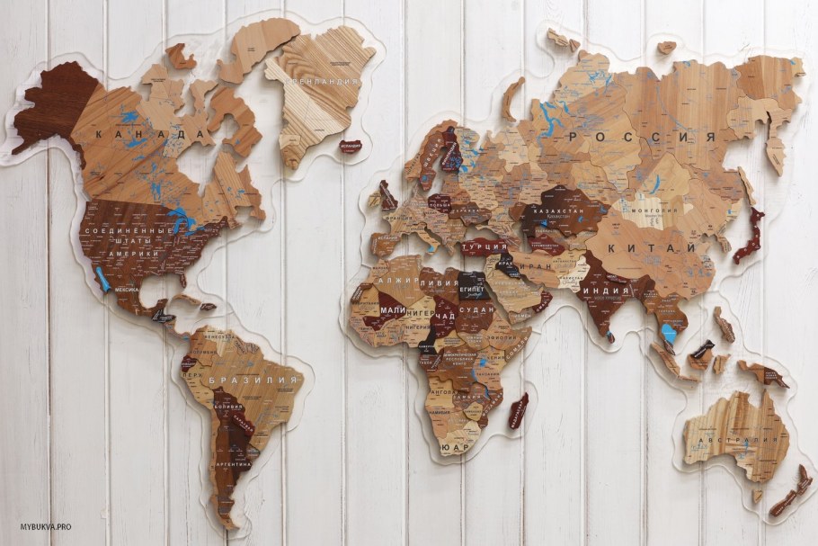 Карта мира из дерева