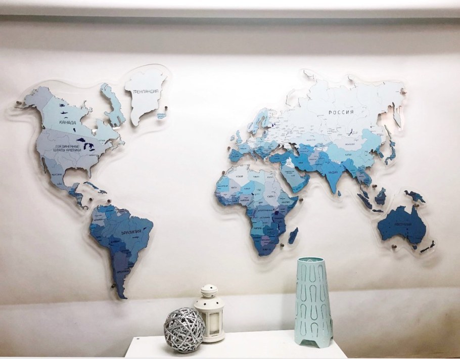 Карта мира из дерева на стену