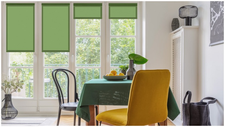 Плайн Blackout рулонные шторы